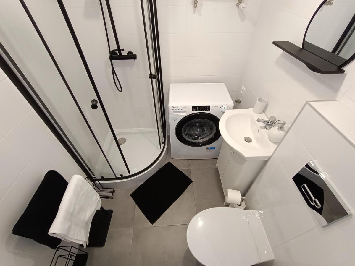 Bursztynowy Apartament Tarnowskie Góry Esterno foto