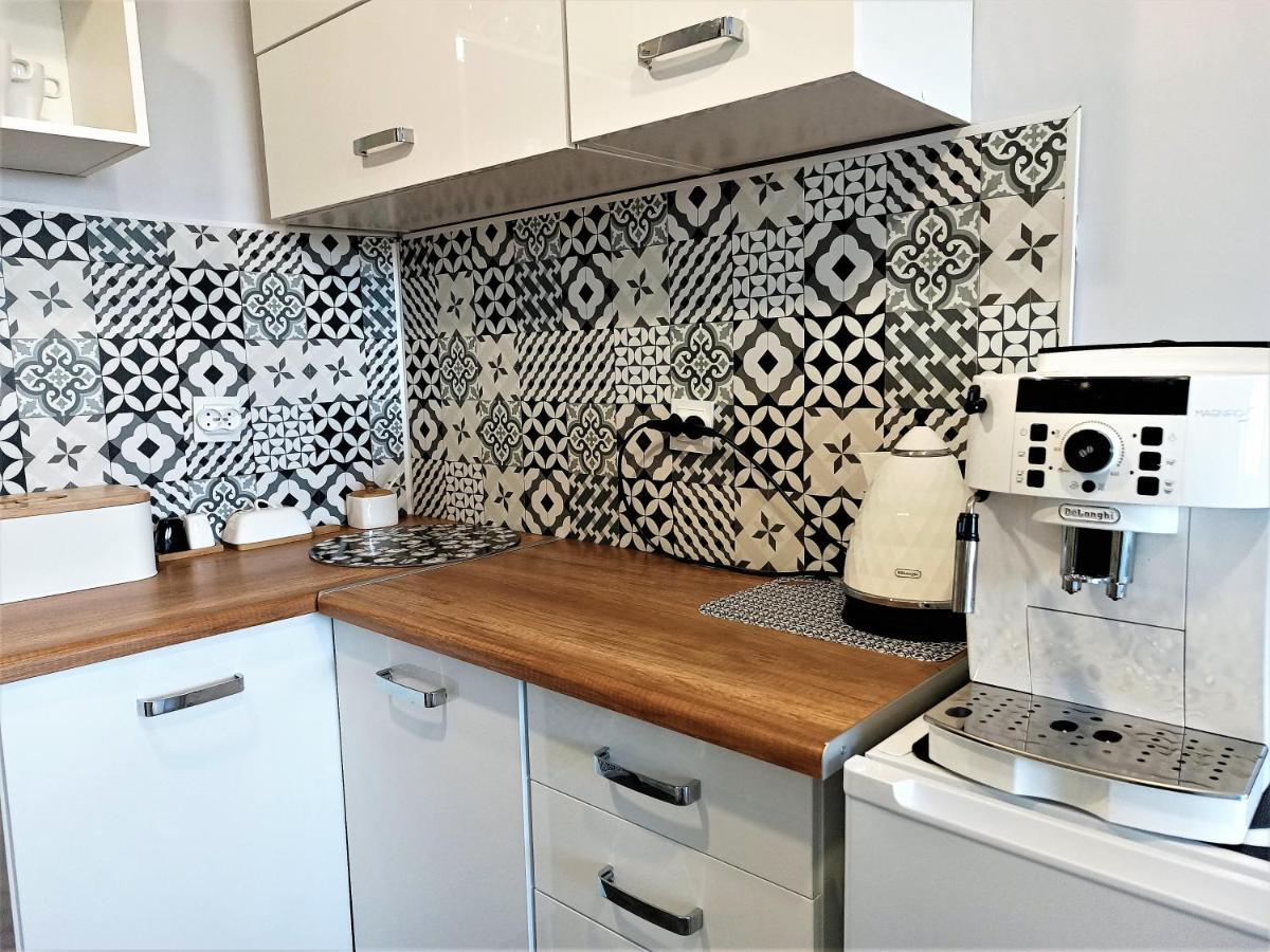 Bursztynowy Apartament Tarnowskie Góry Esterno foto