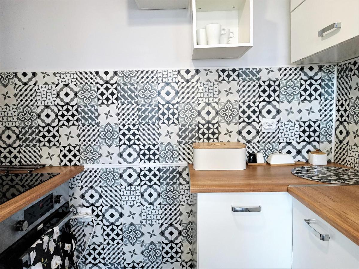 Bursztynowy Apartament Tarnowskie Góry Esterno foto